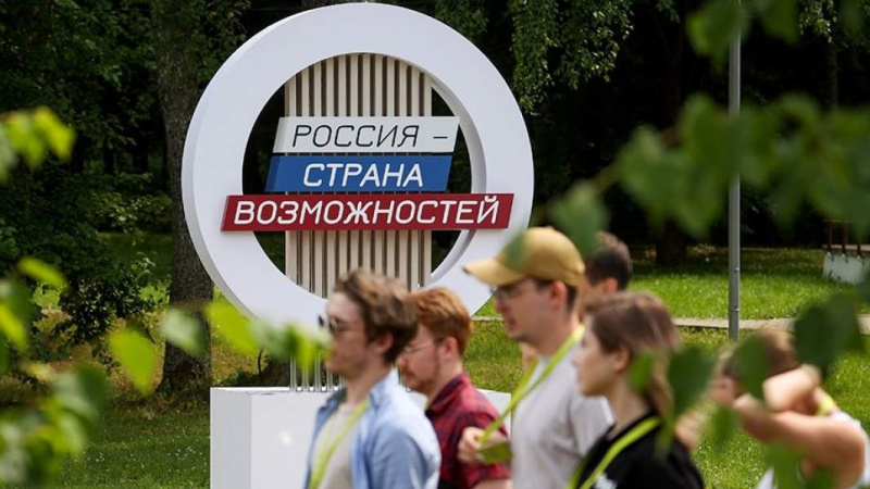 В Центре созидания «Маяк» проходит обучение управленцев. АНО "ЗаМедиа"