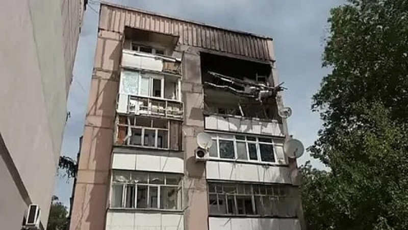 В Токмаке на Запорожье восстанавливают гражданские объекты после обстрелов ВСУ. АНО "ЗаМедиа"