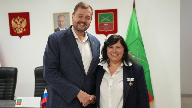 Евгений Балицкий вручил награды многодетным семьям в Запорожской области. АНО "ЗаМедиа"