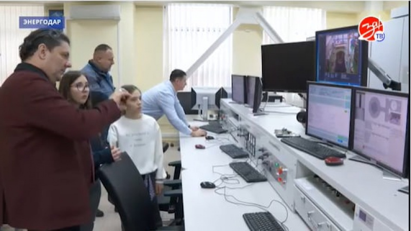 Школьникам из Запорожской области организовали экскурсию Запорожскую АЭС. АНО "ЗаМедиа"