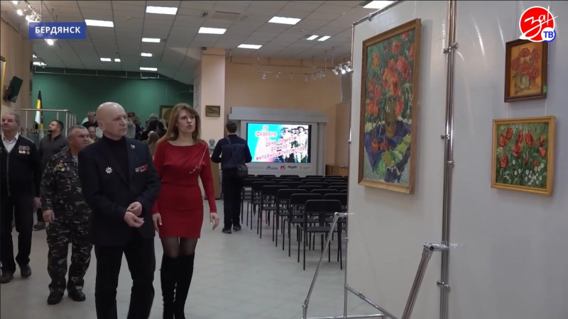 Выставка «Красные маки». АНО "ЗаМедиа"