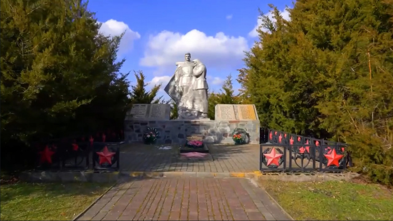 Молодёжь Запорожской области провела мониторинг мемориалов. АНО "ЗаМедиа"
