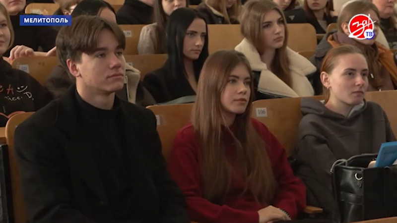 В Мелитопольском государственном университете состоялась встреча представителей из Росмолодёжь. АНО "ЗаМедиа"