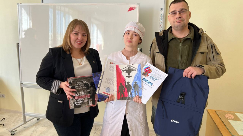 Студентка Бердянского медицинского колледжа стала победительницей конкурса  рисунков «Заветам верны». АНО "ЗаМедиа"