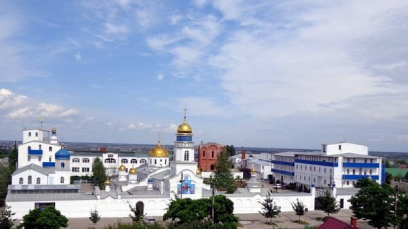 Несколько тысяч настоящих монастырских куличей испекут к Пасхе. АНО "ЗаМедиа"
