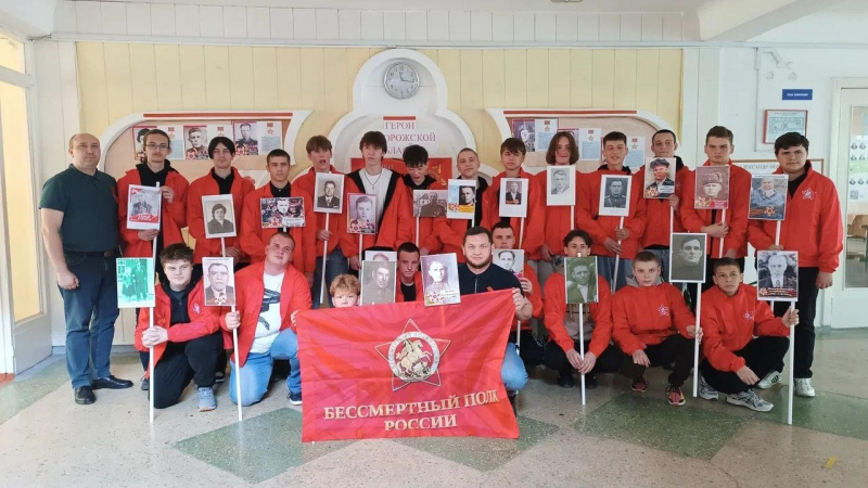 Штендер ко Дню Победы - своими руками. АНО "ЗаМедиа"
